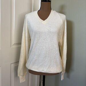 NWT Troy Hill Chenille Terry Vintage V Neck Sweater. Cream/white
Size medium